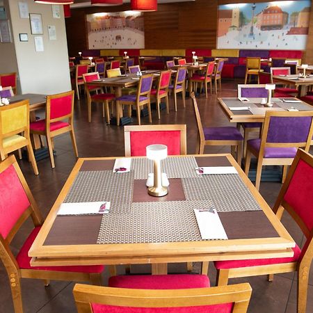 Desilva Warszawa Piaseczno Hotel Пясечно Екстериор снимка
