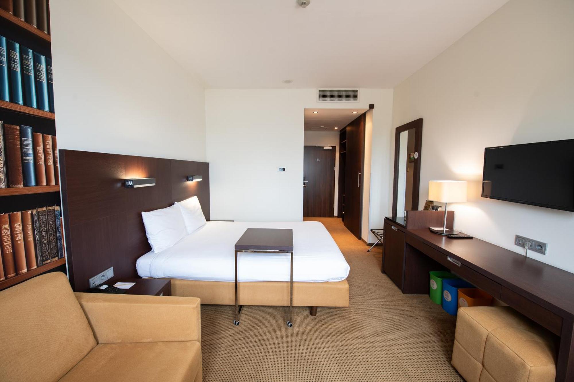 Desilva Warszawa Piaseczno Hotel Пясечно Екстериор снимка